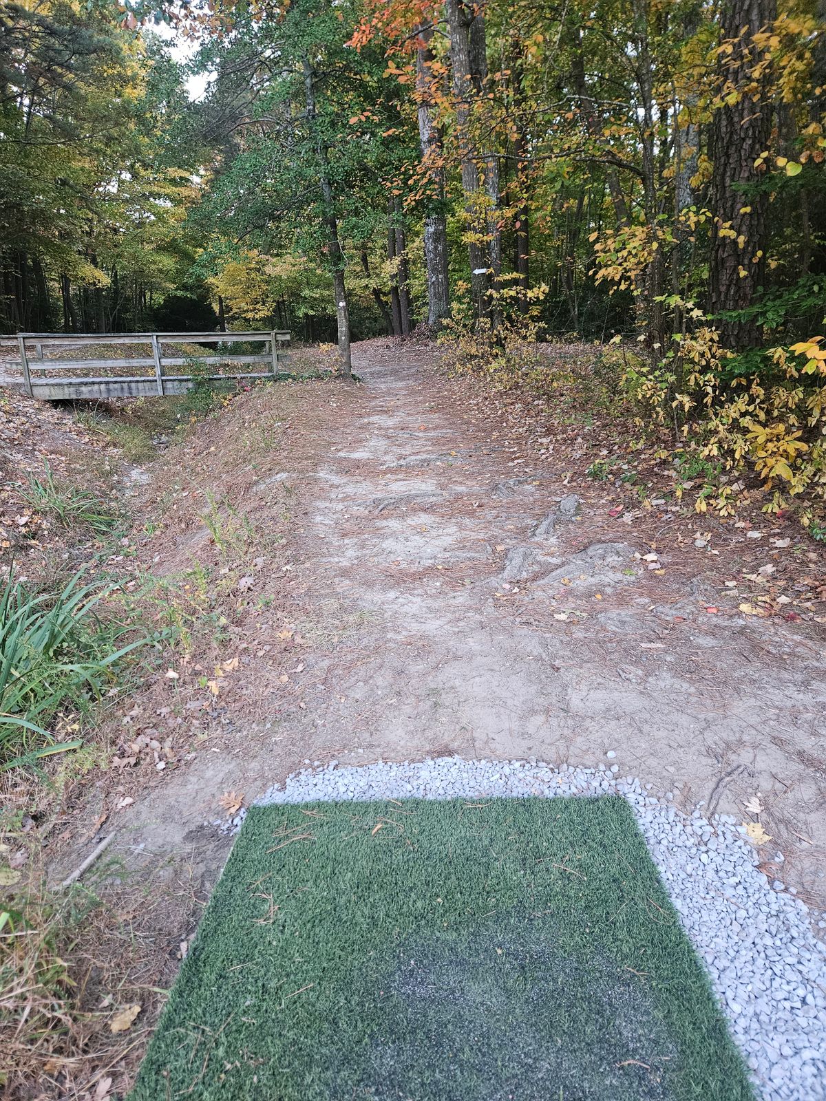 View from hole 9's tee pad. Mando on the right side.