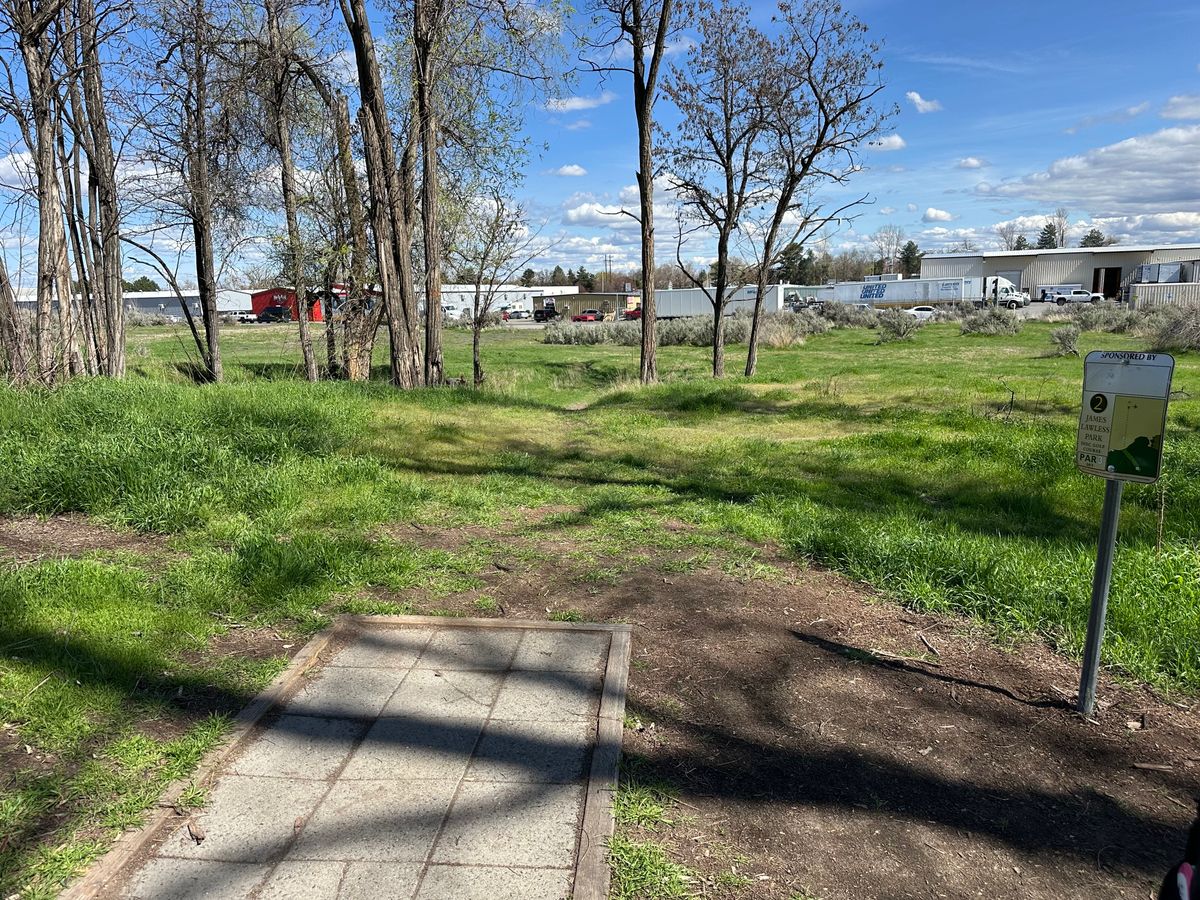 Hole 2 tee pad