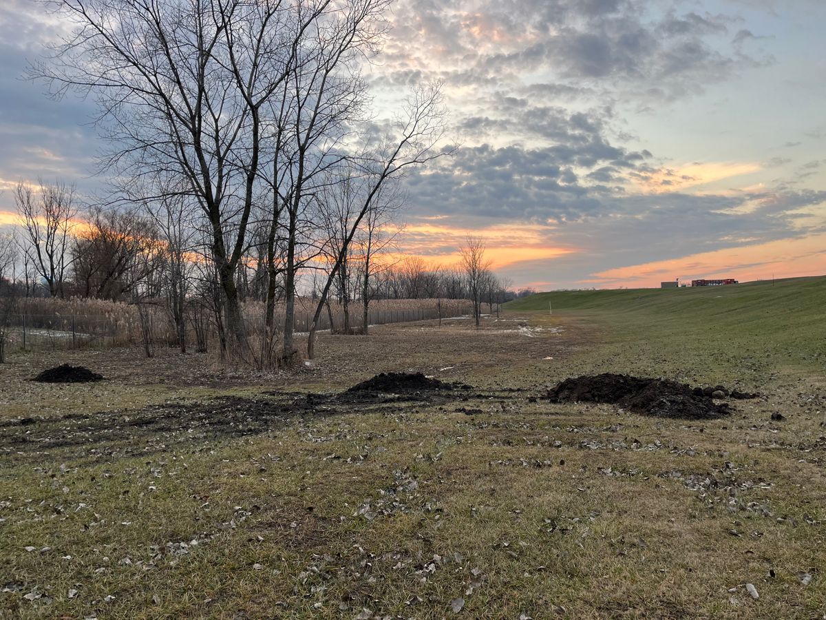 The start of mud piles on 14.