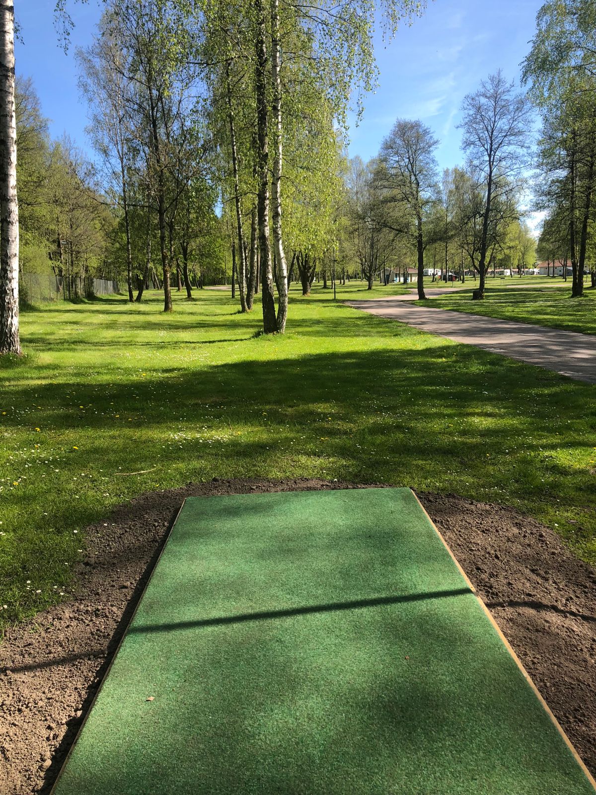 Tee 6