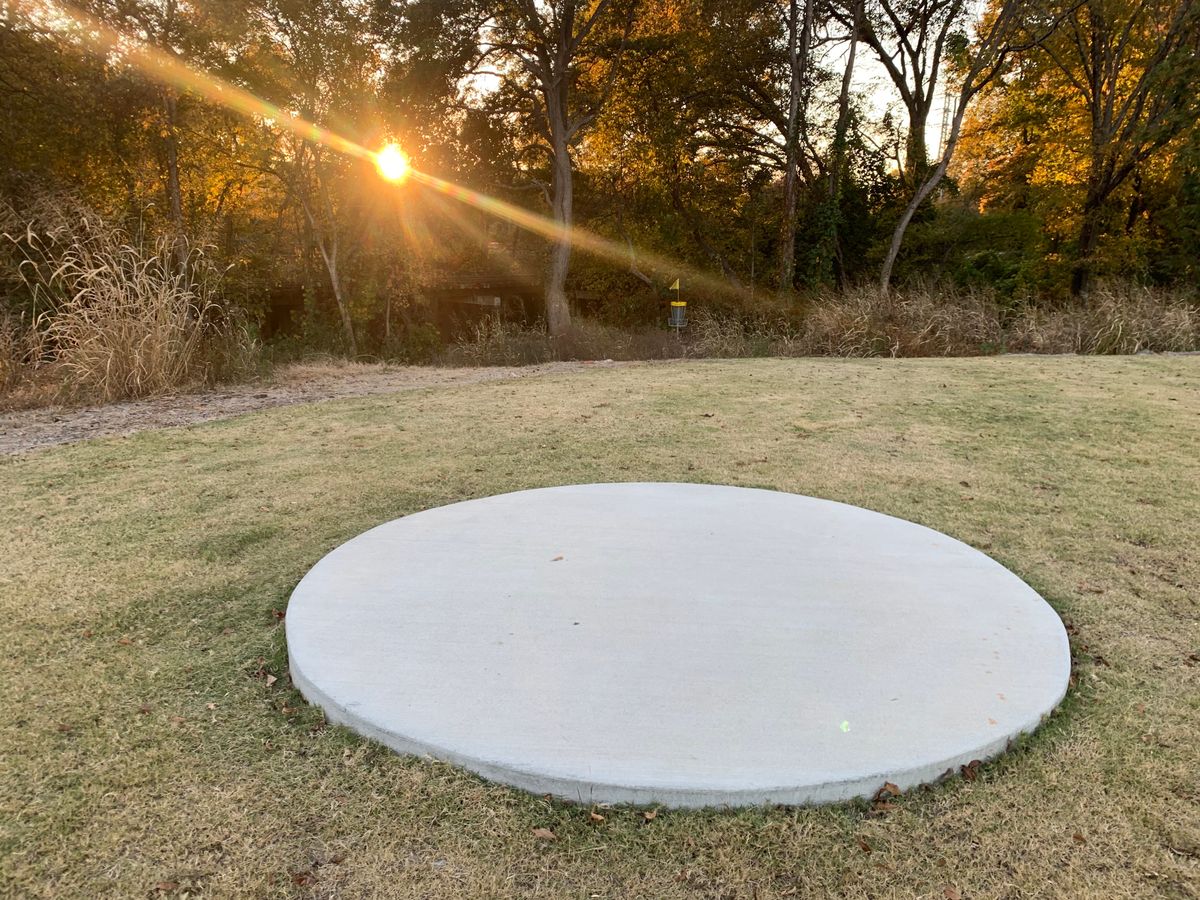 Basket 2 with its nearest tee