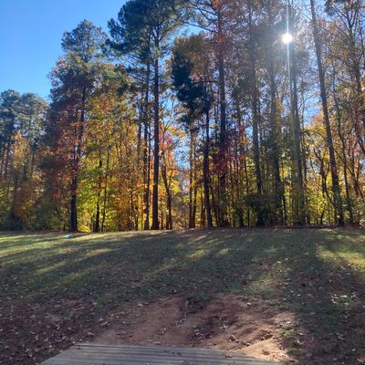 Hole 16 Teepad
