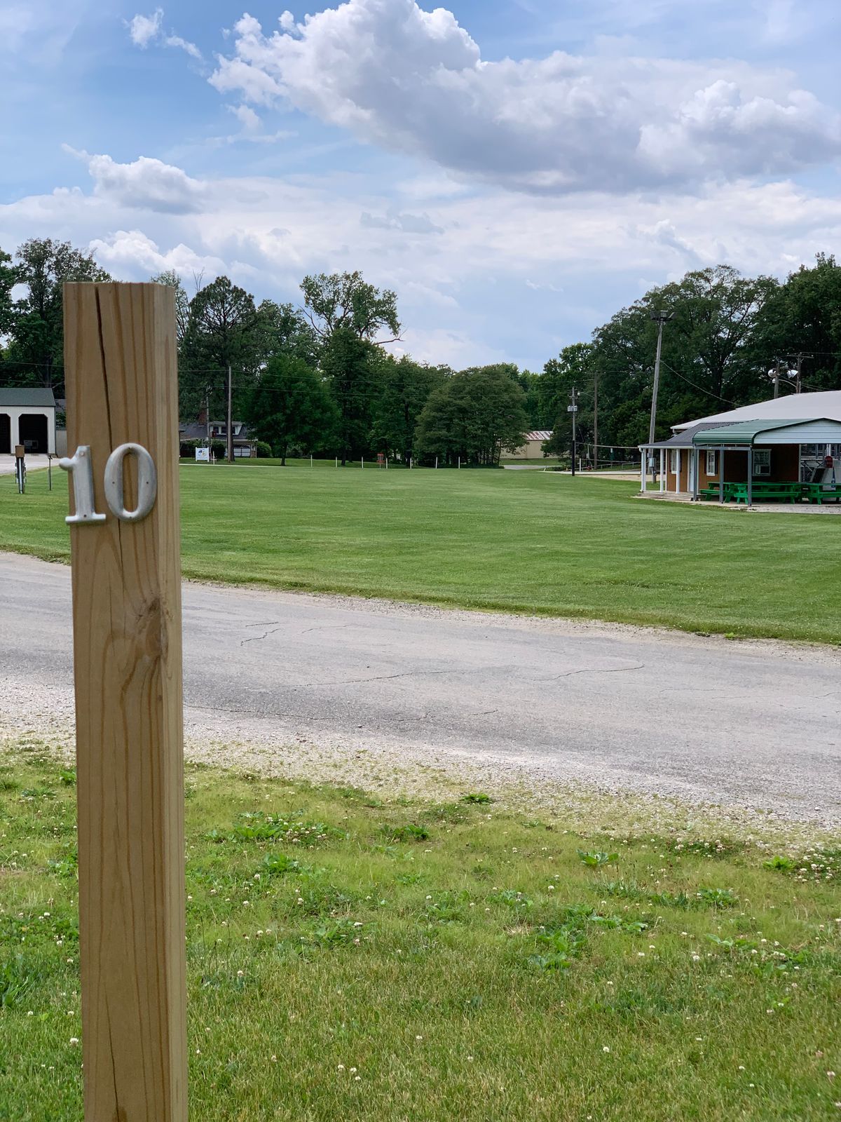 Hole 10 tee pad