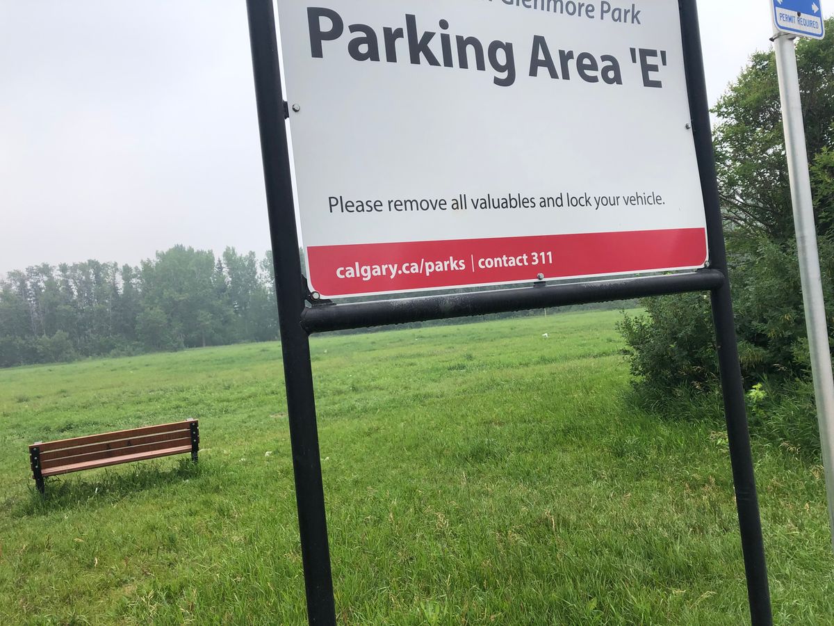 This is where to park to start the round!