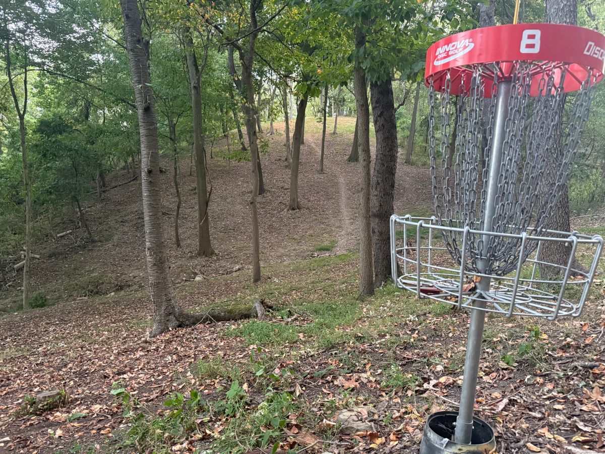 Looking back up the fairway from 8B