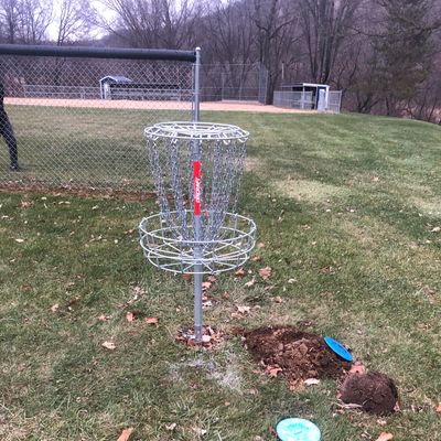 Hole 2 Basket