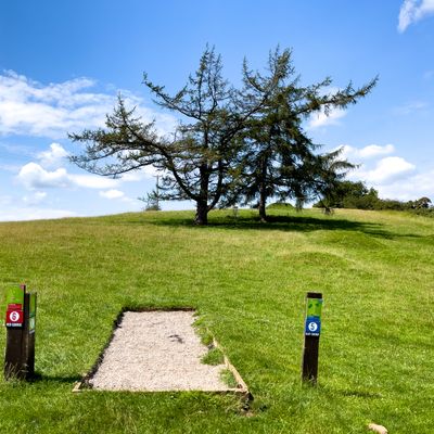 Many tees are combined for different course layouts. Shown is Tee for holes 5/6.