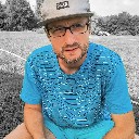 User avatar image