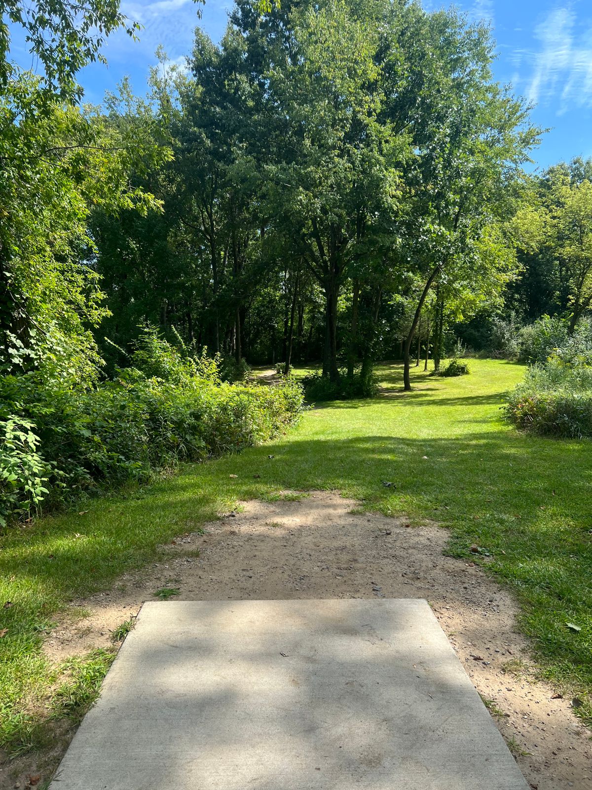 Hole 3 (White) - Tee Pad