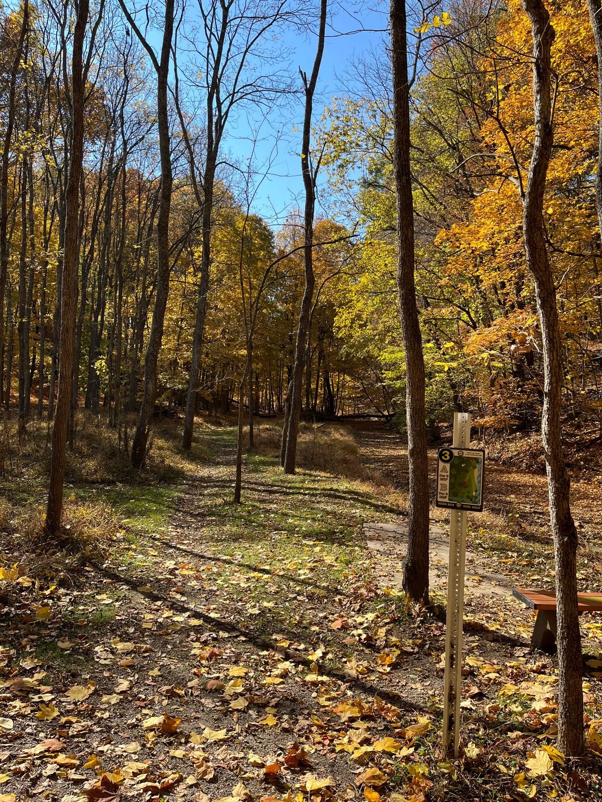 Hole 3 - White Tee