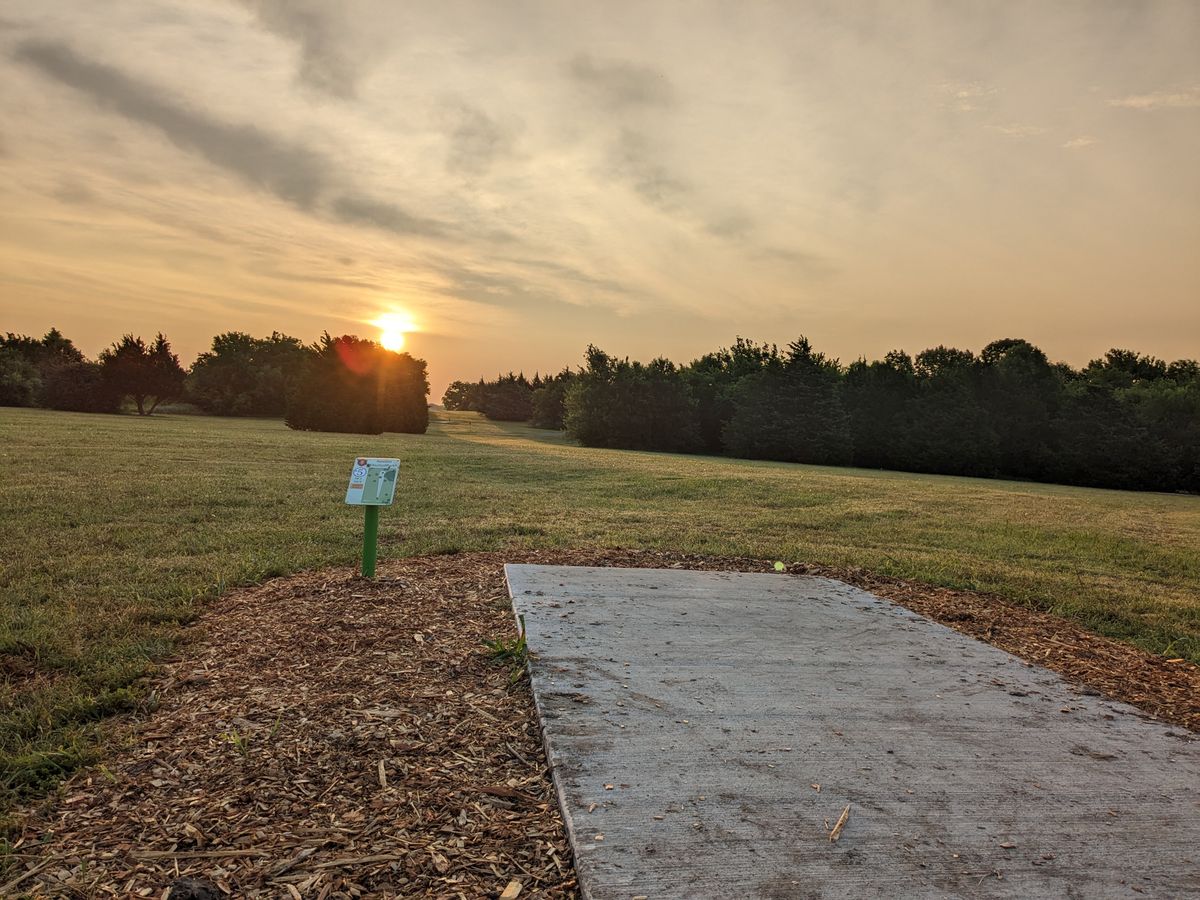 Sunrise round, hole 5 tee pad