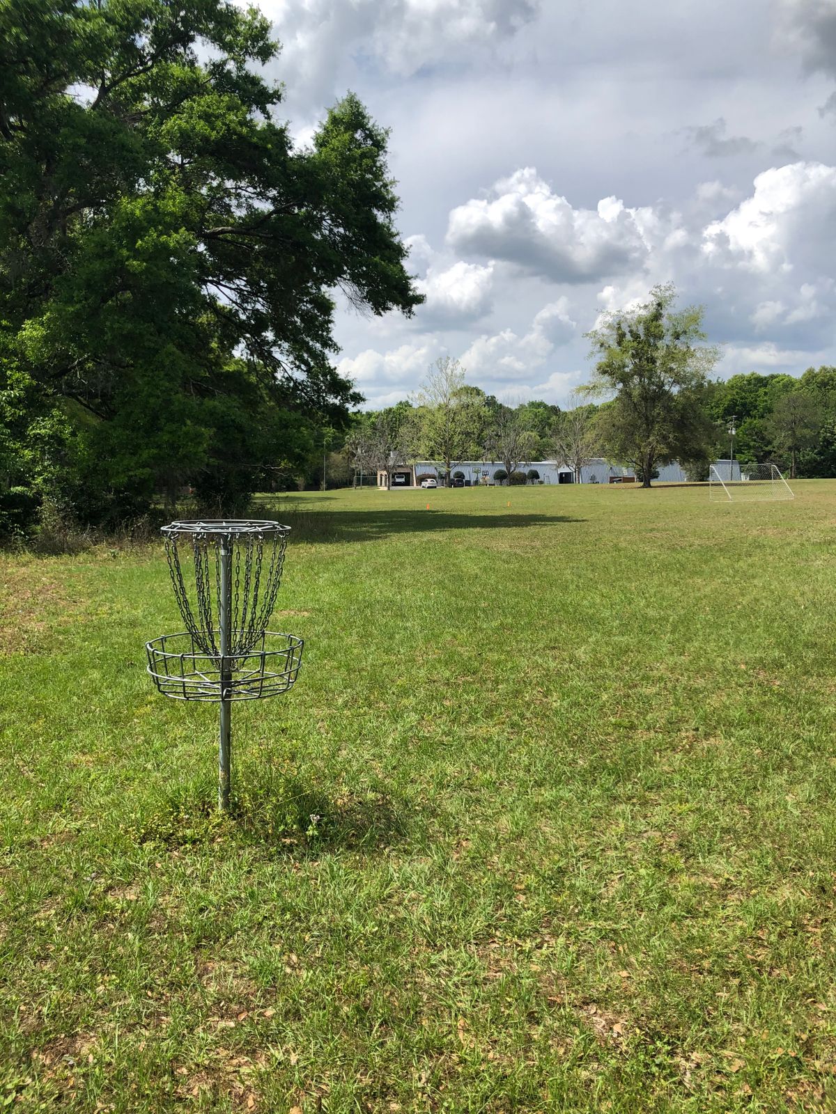 Hole 9, basket to tee