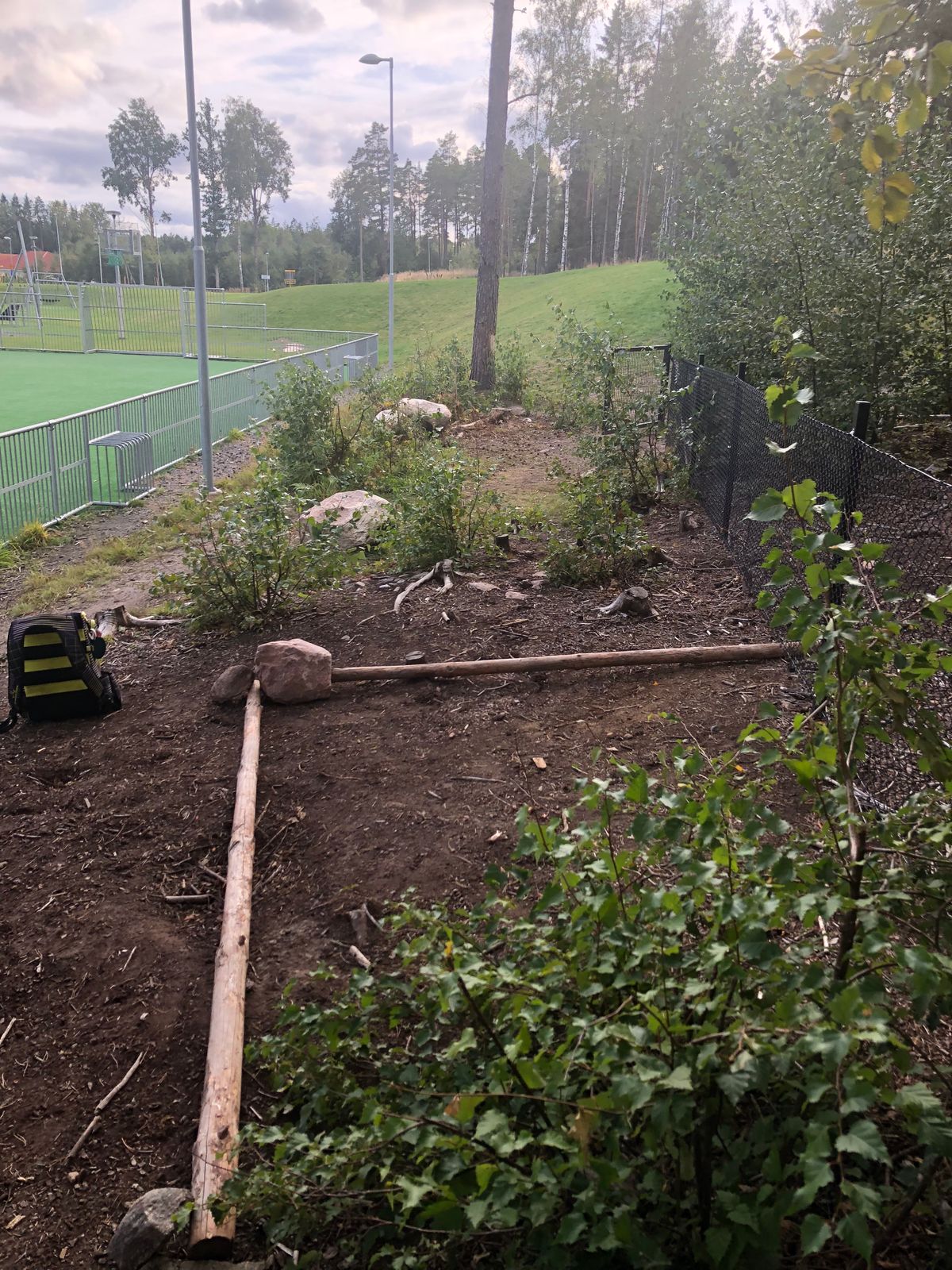Tee 2