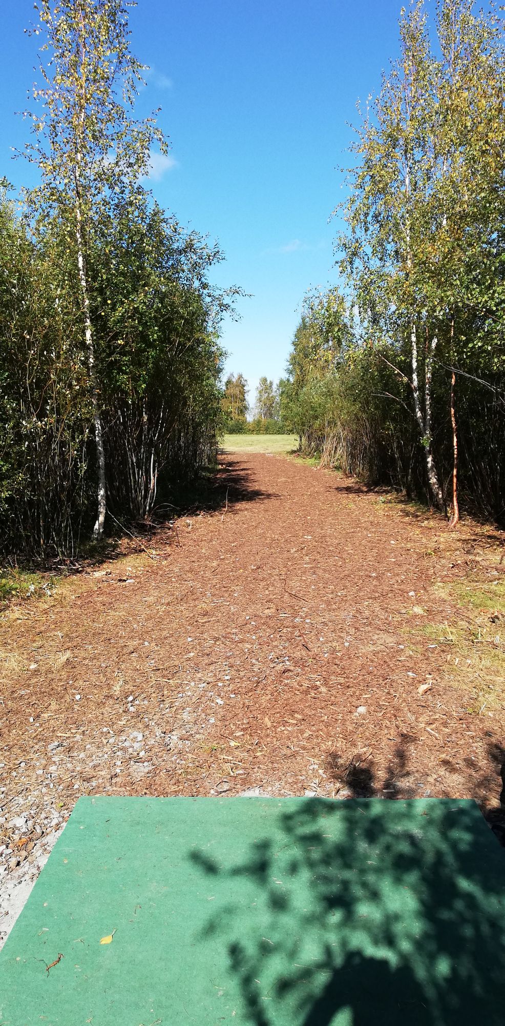 Hål / Väylä 8