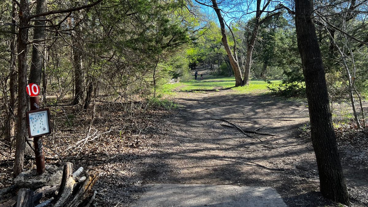 Hole 10