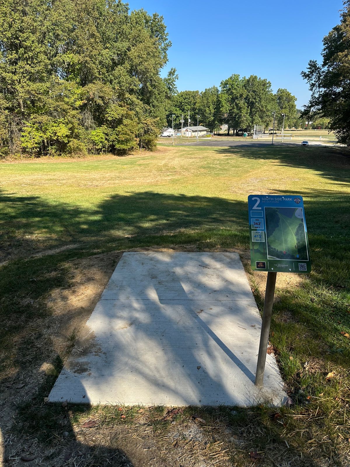 Hole 2 Red Tee (Short)
