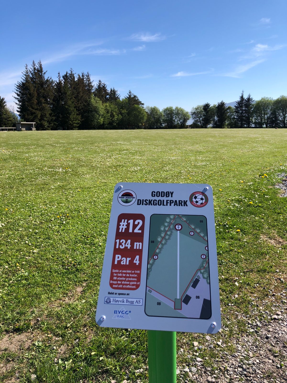 Bana sitt lengste hol med 134 meter.