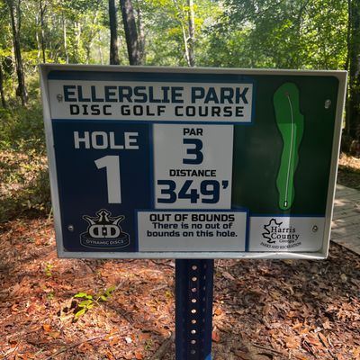 Hole 1 sign