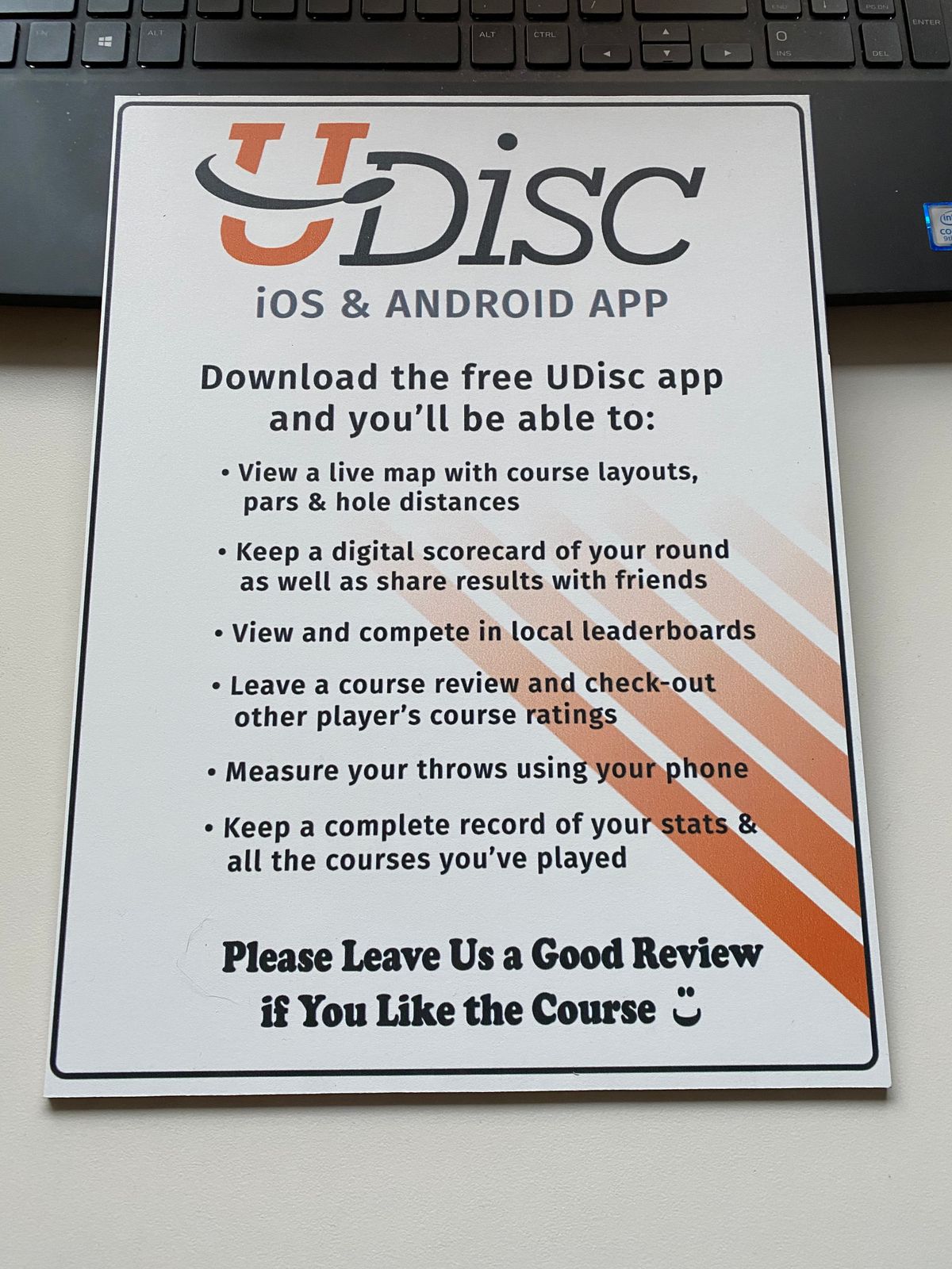 UDisc info sign at entrance.