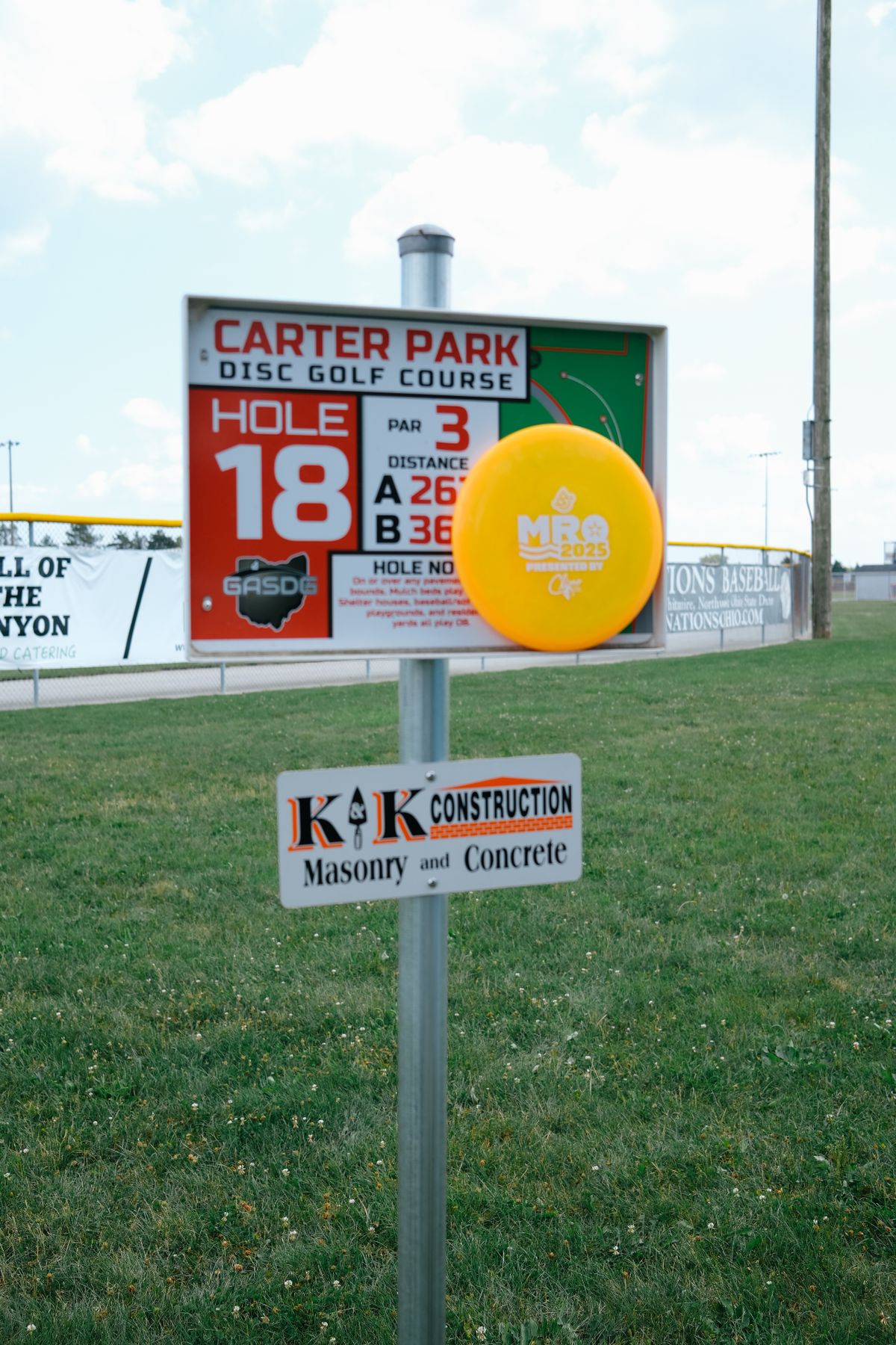 Hole 18 Tee Sign (ft. MRO 2025 disc)