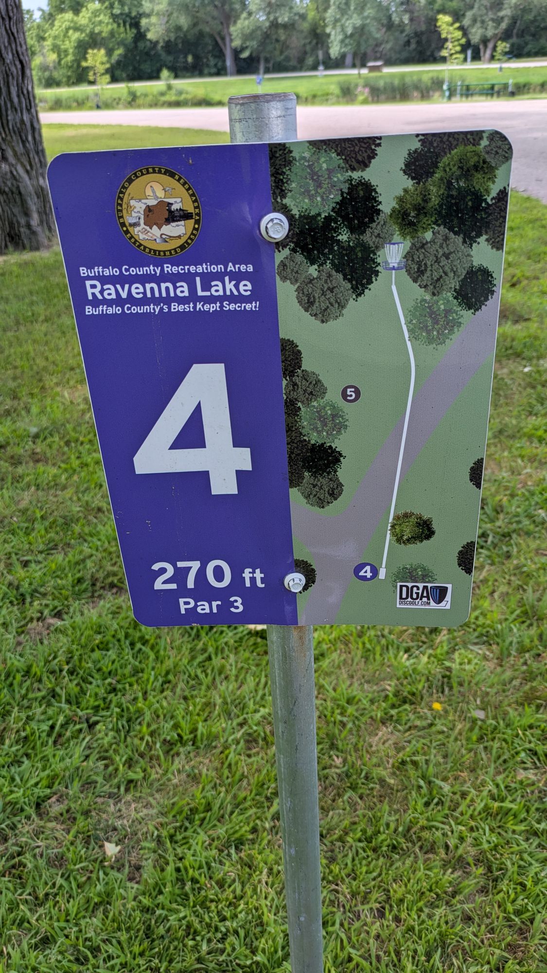 Sign Hole 4