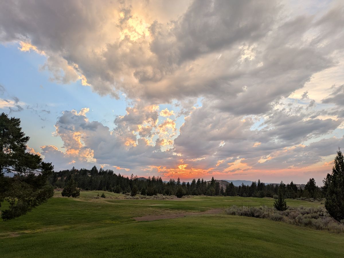 Sunset view on back 9