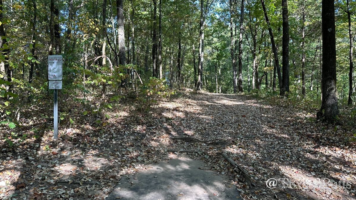 Hole 8: Over the hill fairway
