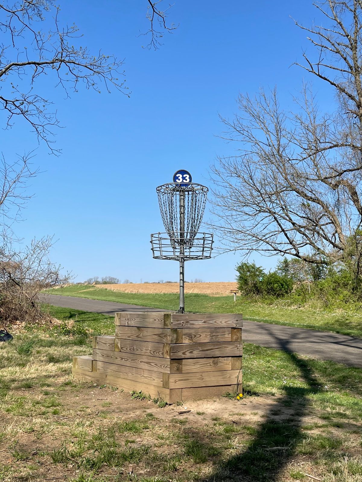 Hole 33C pin position