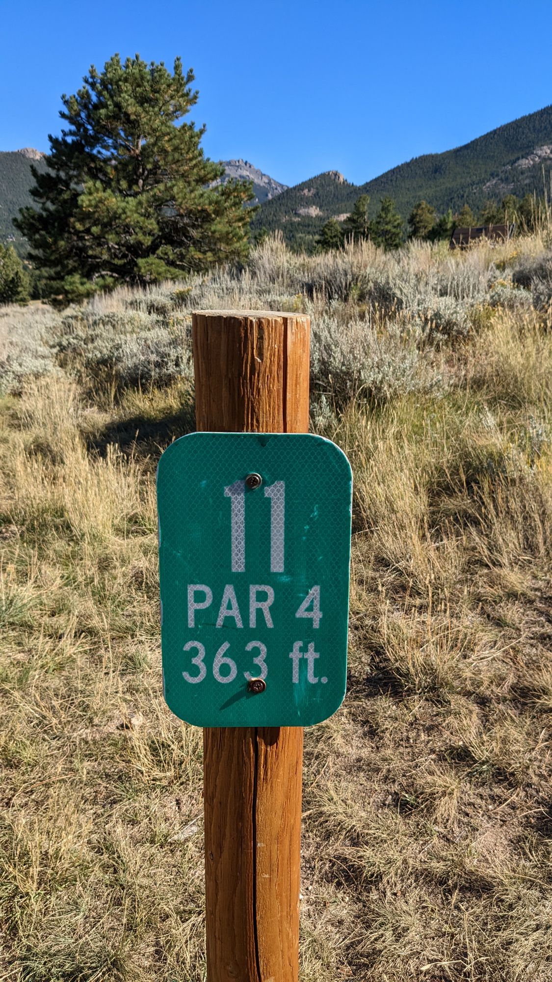 Hole 11 sign