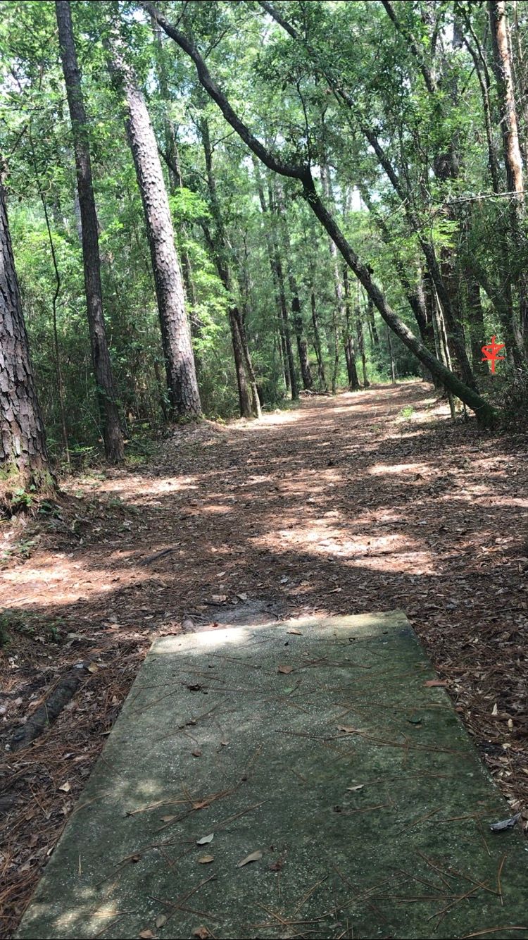 Hole 18: Slight to the right