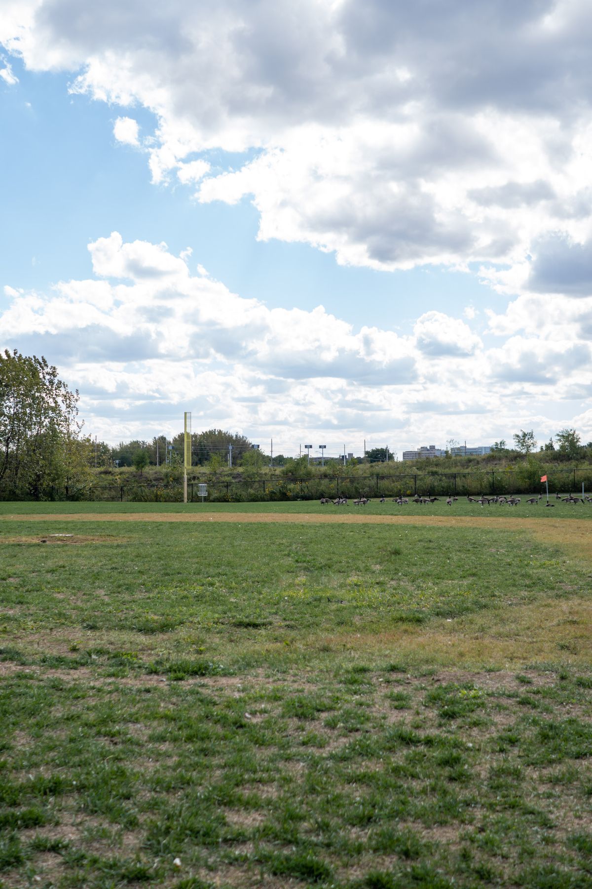 Hole 4 - Plays over retired/unused baseball field
