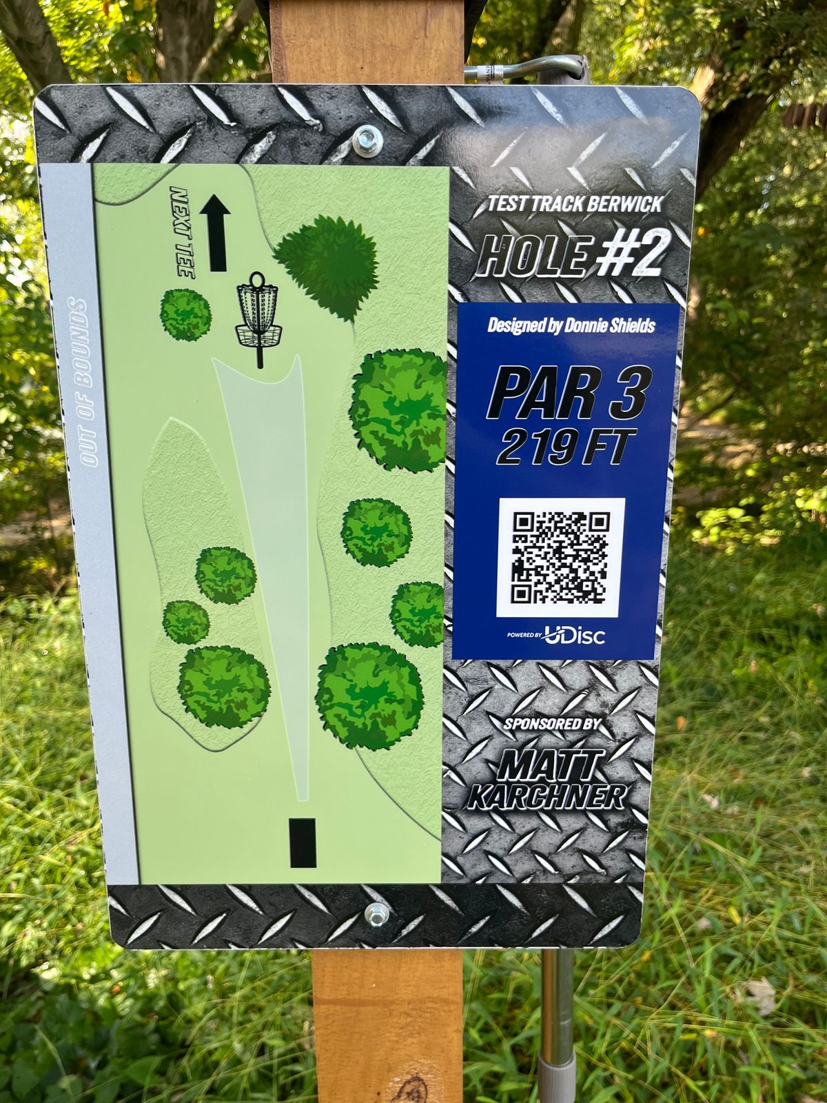 Hole 2 tee sign