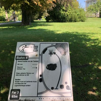 Hole 4 “uphill tree”