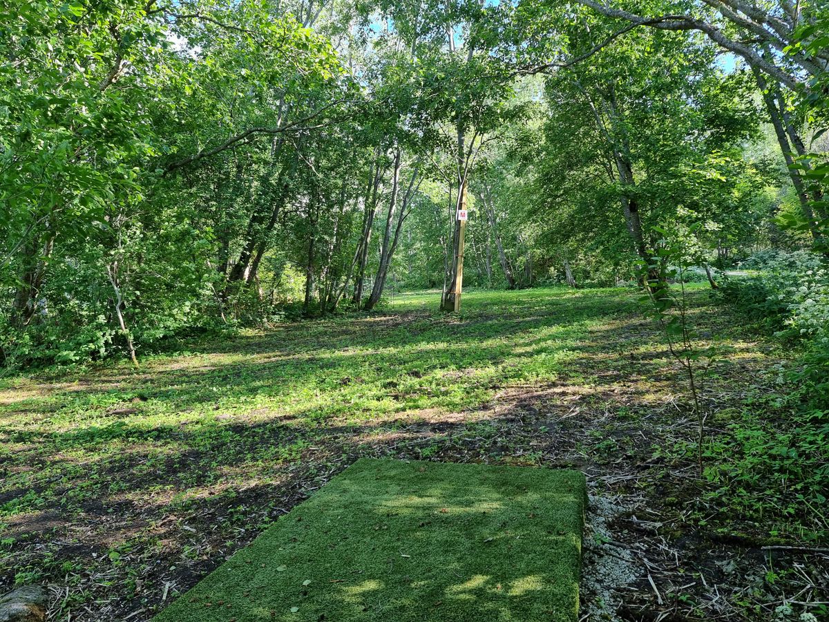 Hole 2 (Mando)