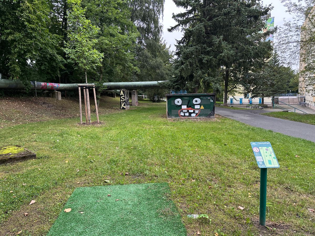Tee of hole 3
