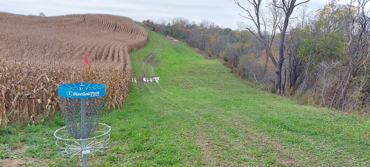 Reverse back up the fairway on hole 9.🇨🇦 🌽 🇨🇦 🌽