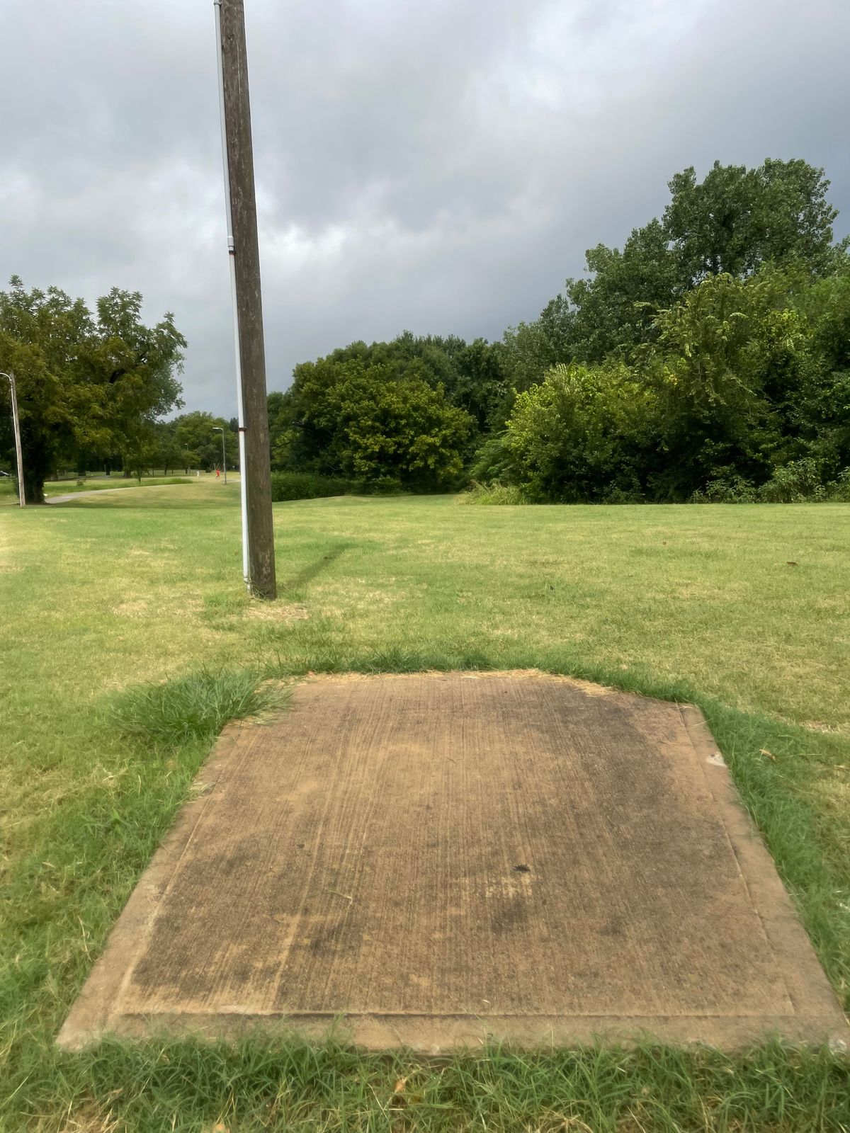 Hole 16 Short pad.