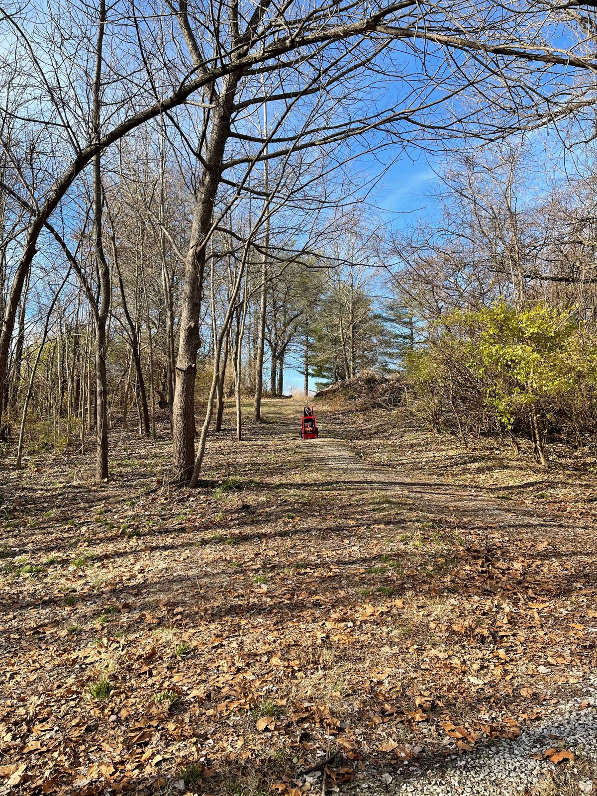 Hole 9s fairway after the dogleg