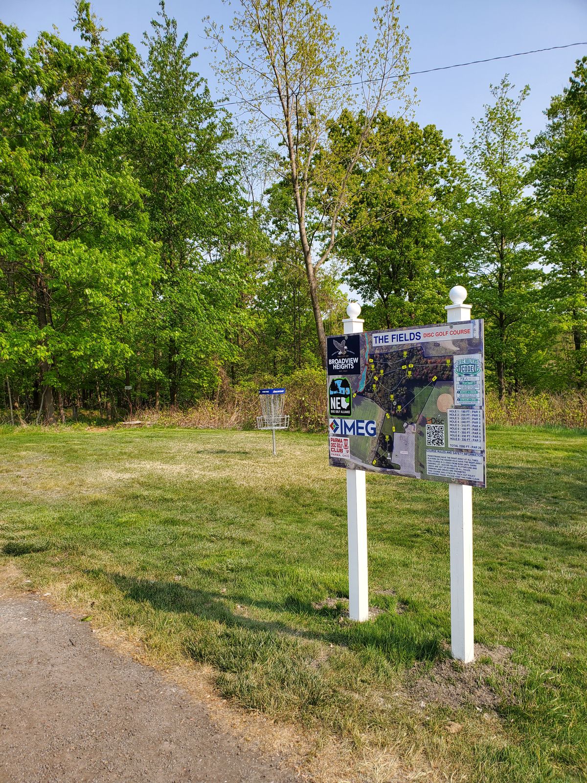 Course map and practice basket.