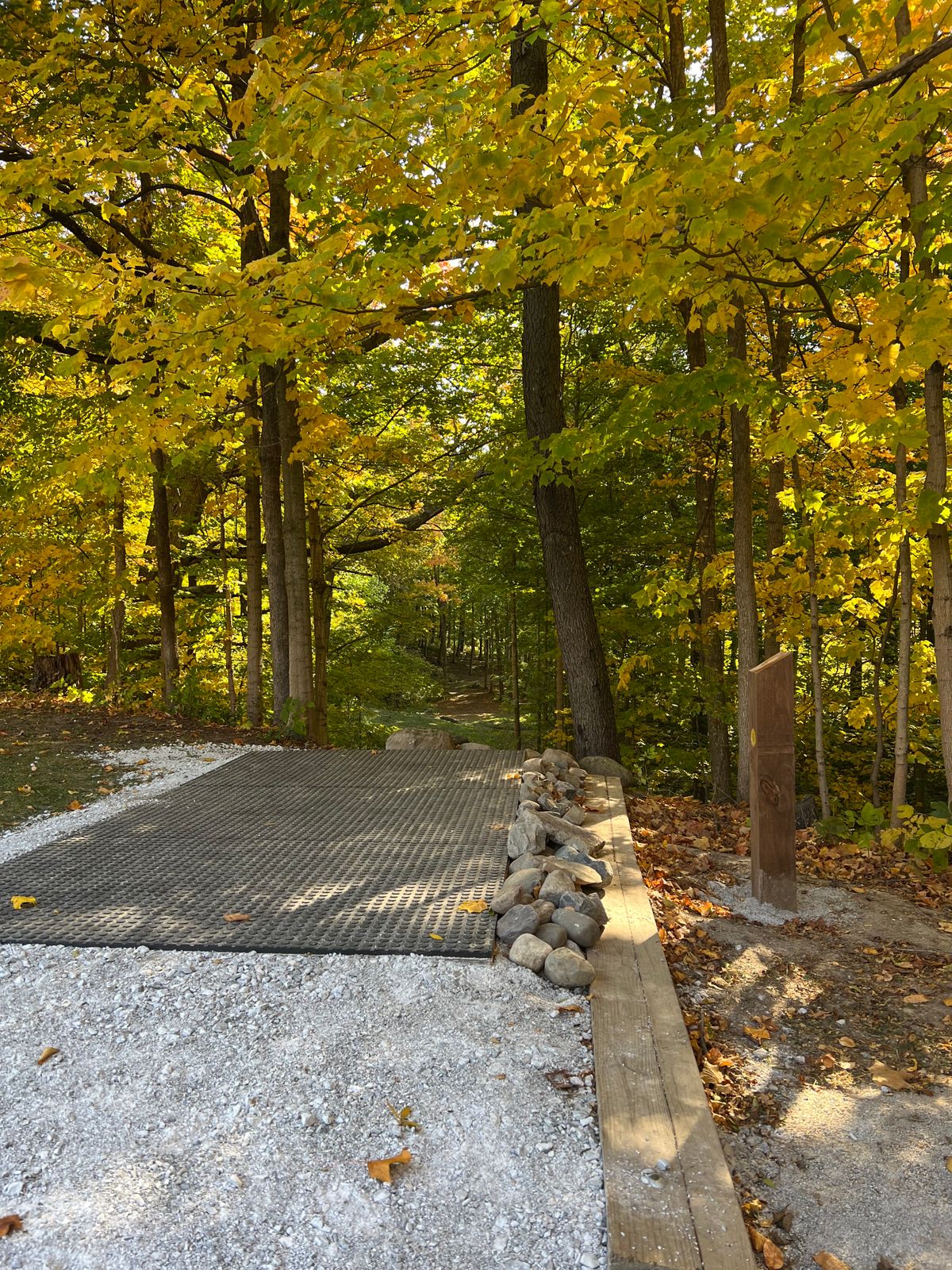 Hole 10 tee pad (long)