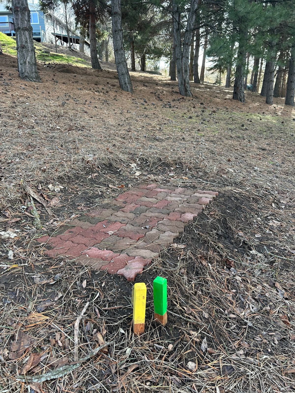 Hole #13. 120’. Yup!  Another alley to hit.