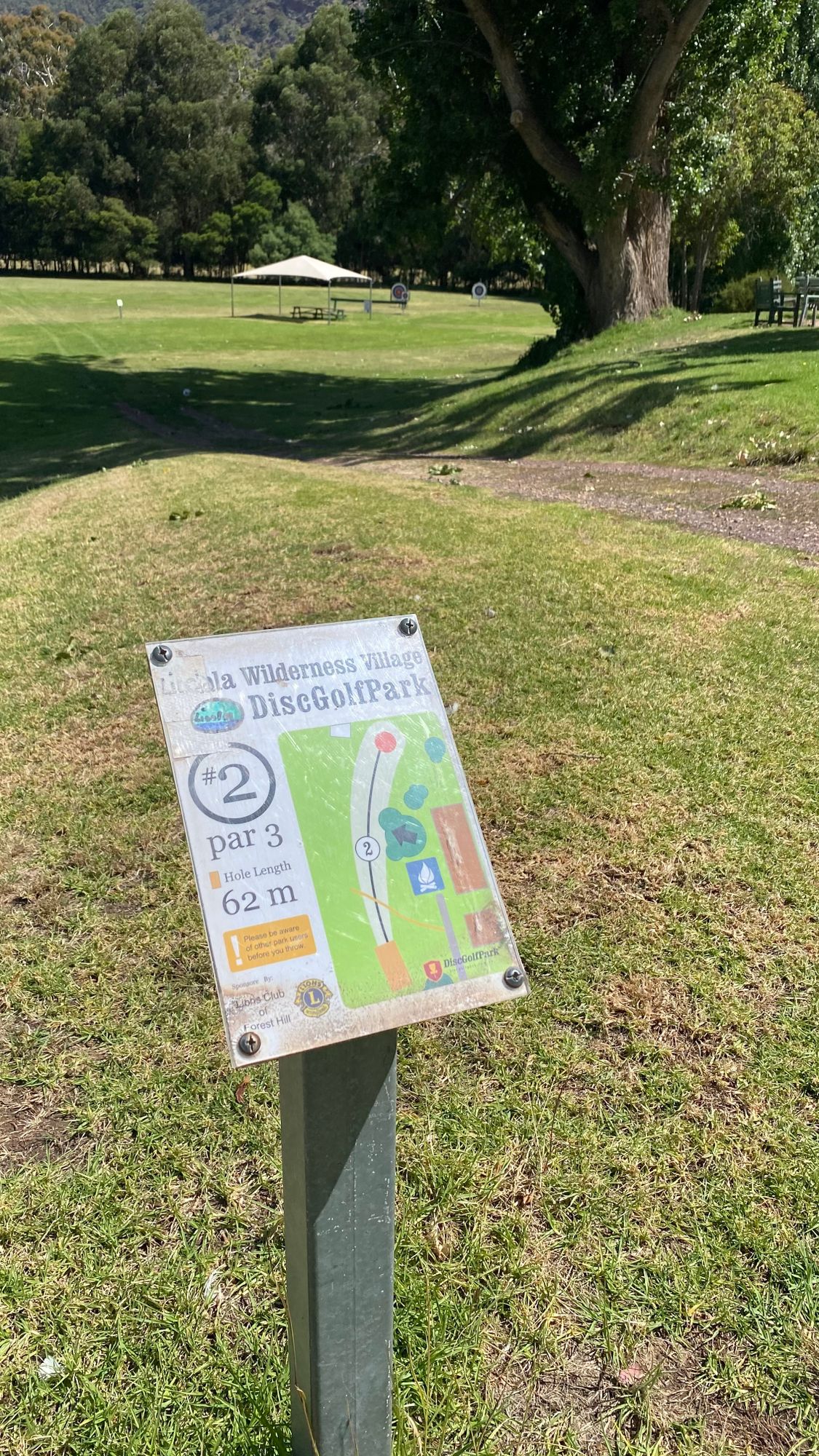 Hole 2 - par 3
