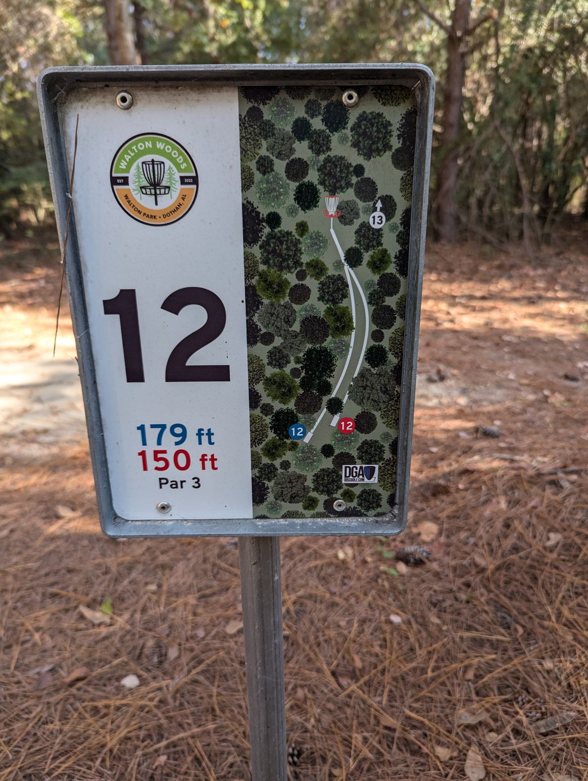 Tee sign of 12