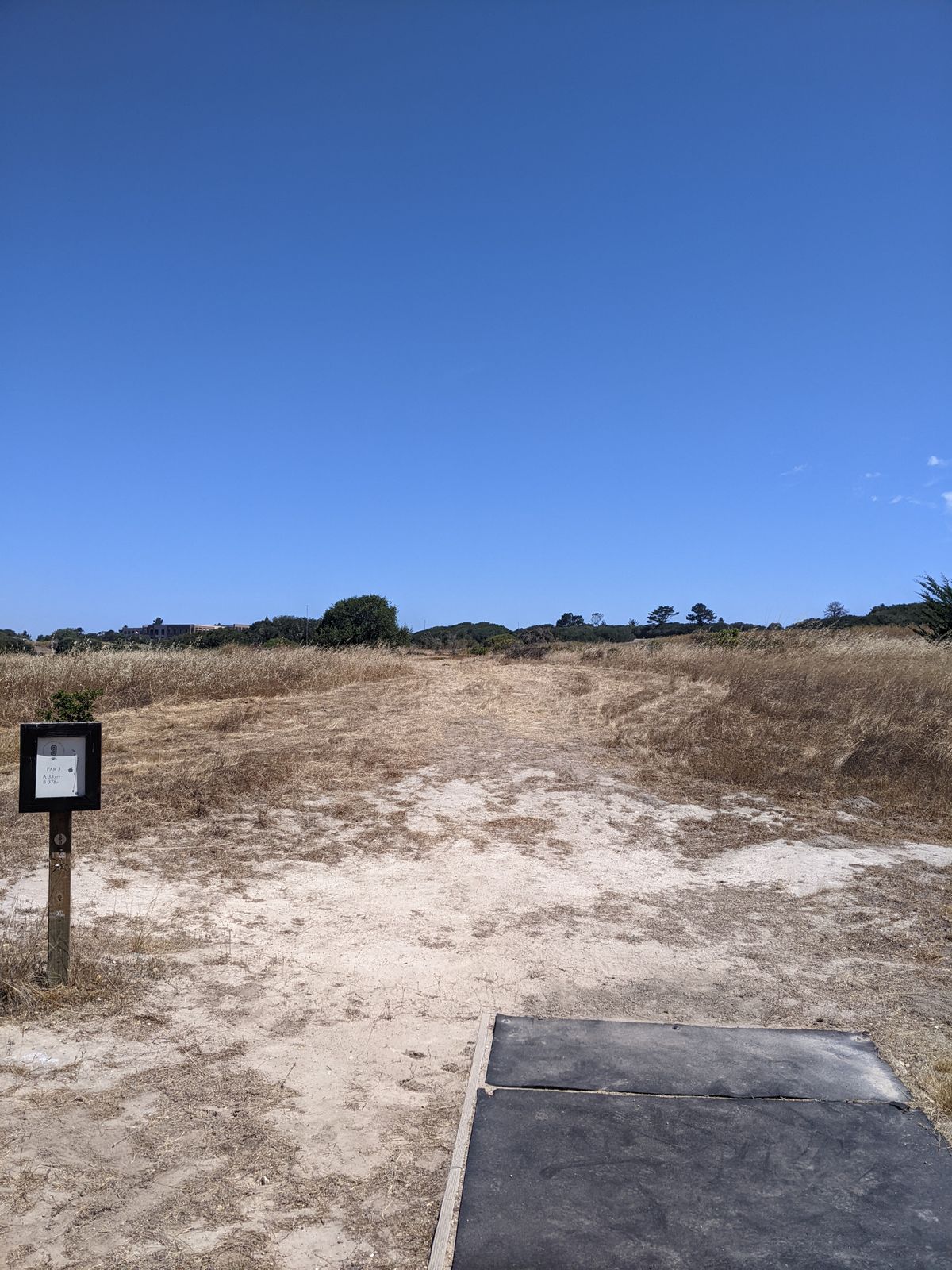 Tee pad.