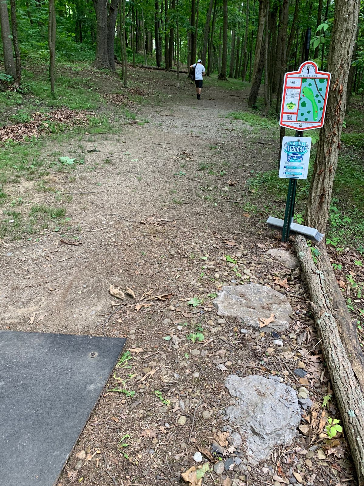 Hole 1 Red (Short) tee