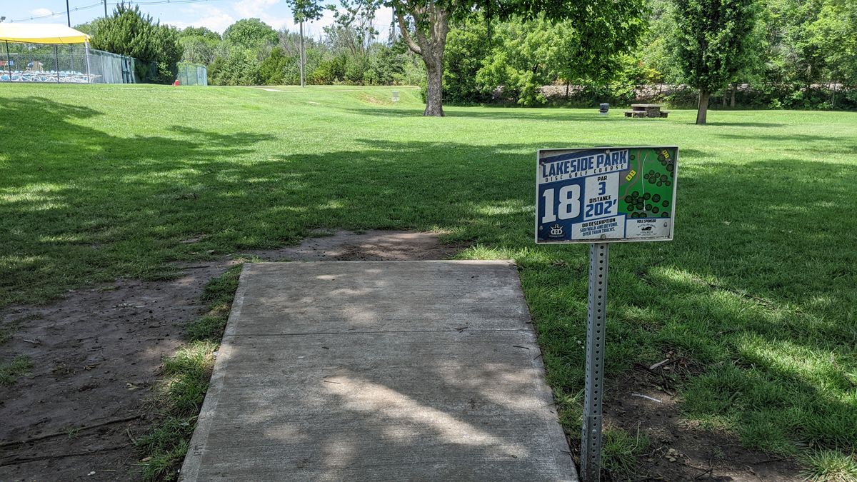 Tee #18