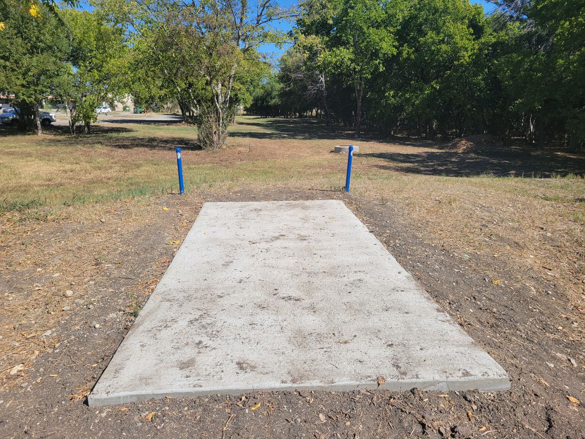 Hole SIX