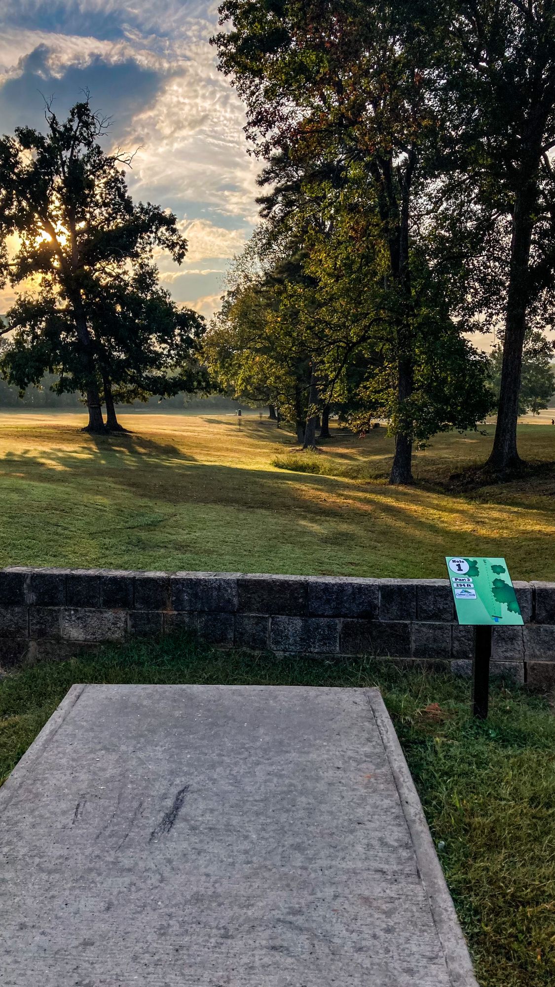 Hole 1 tee