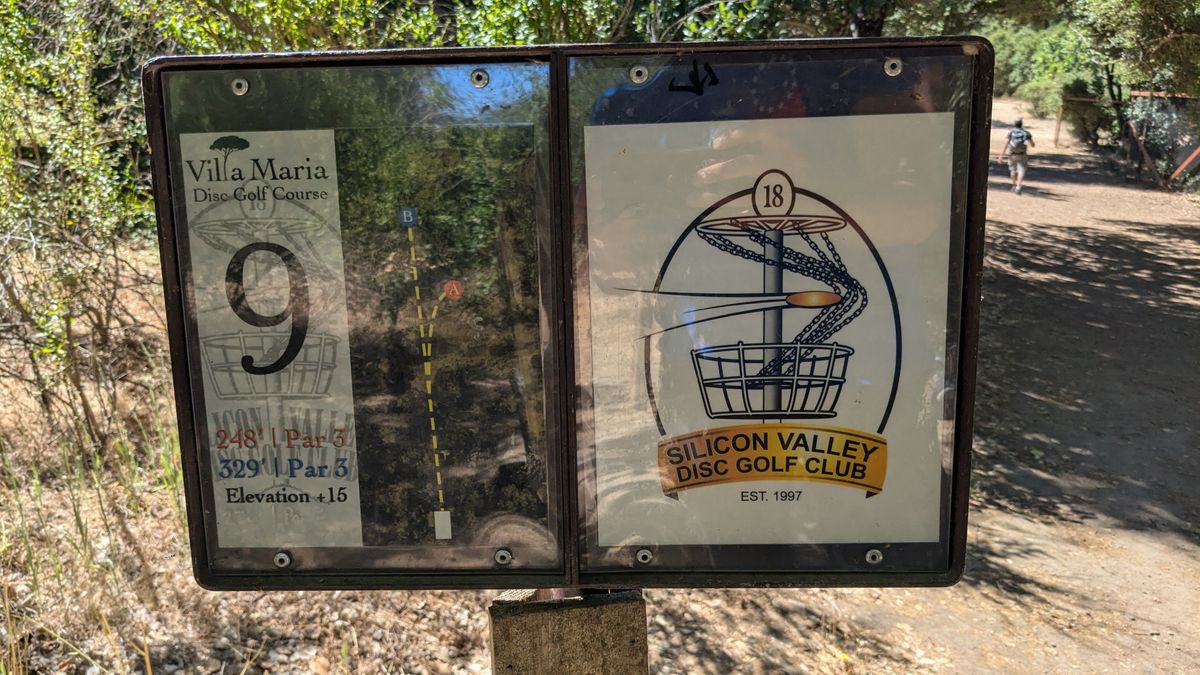 Hole 9 Tee Sign