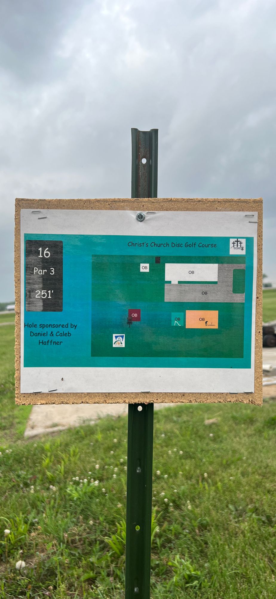 hole 16 sign/pad